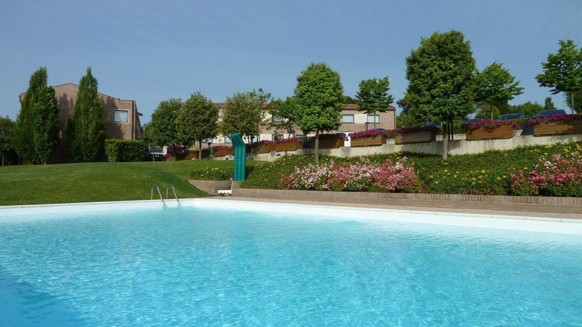 Sangallo Park 3*